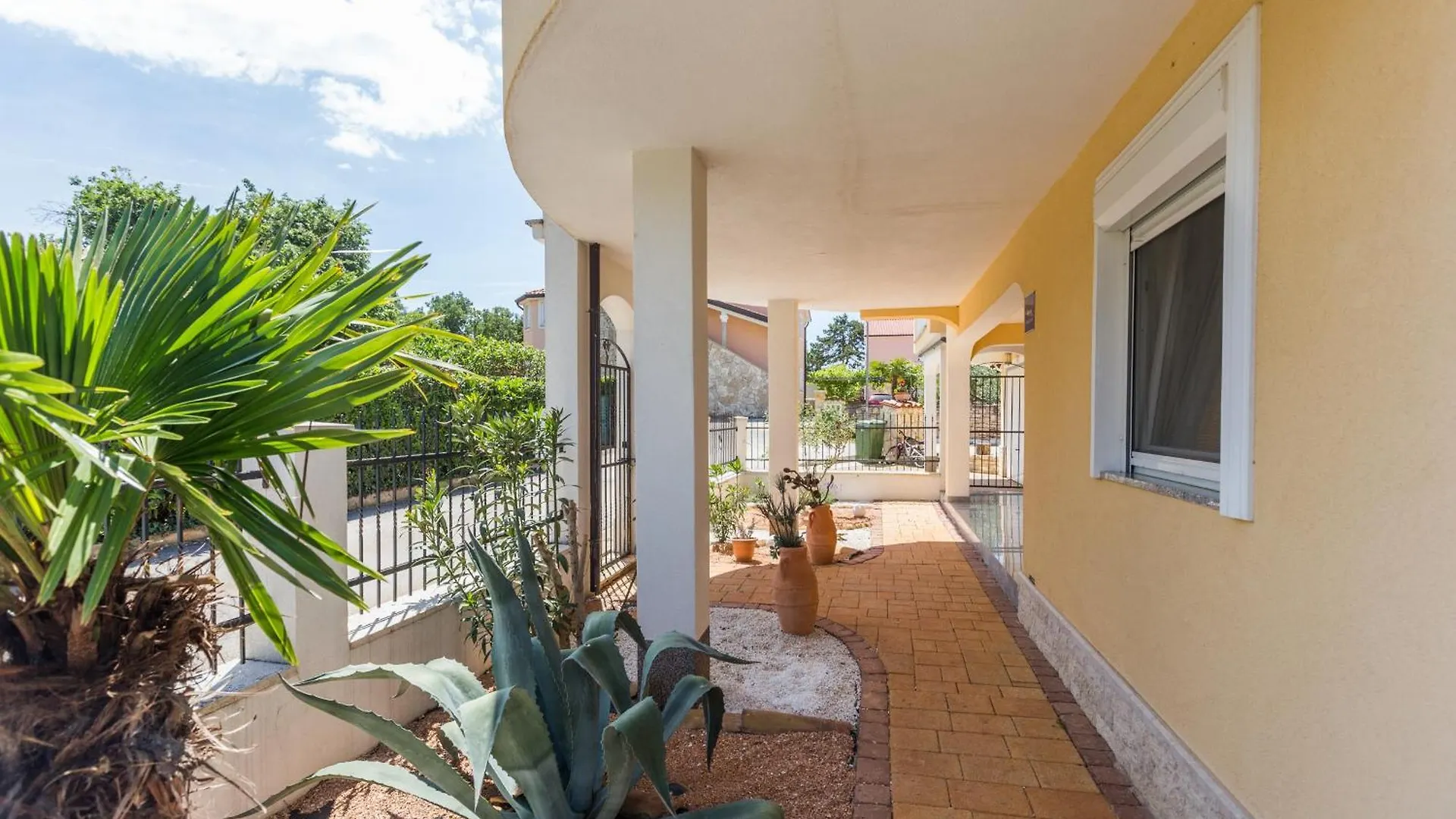 Ferienwohnung Dino Mit Privatem Pool In Istrien Buje 0*,  Croatia